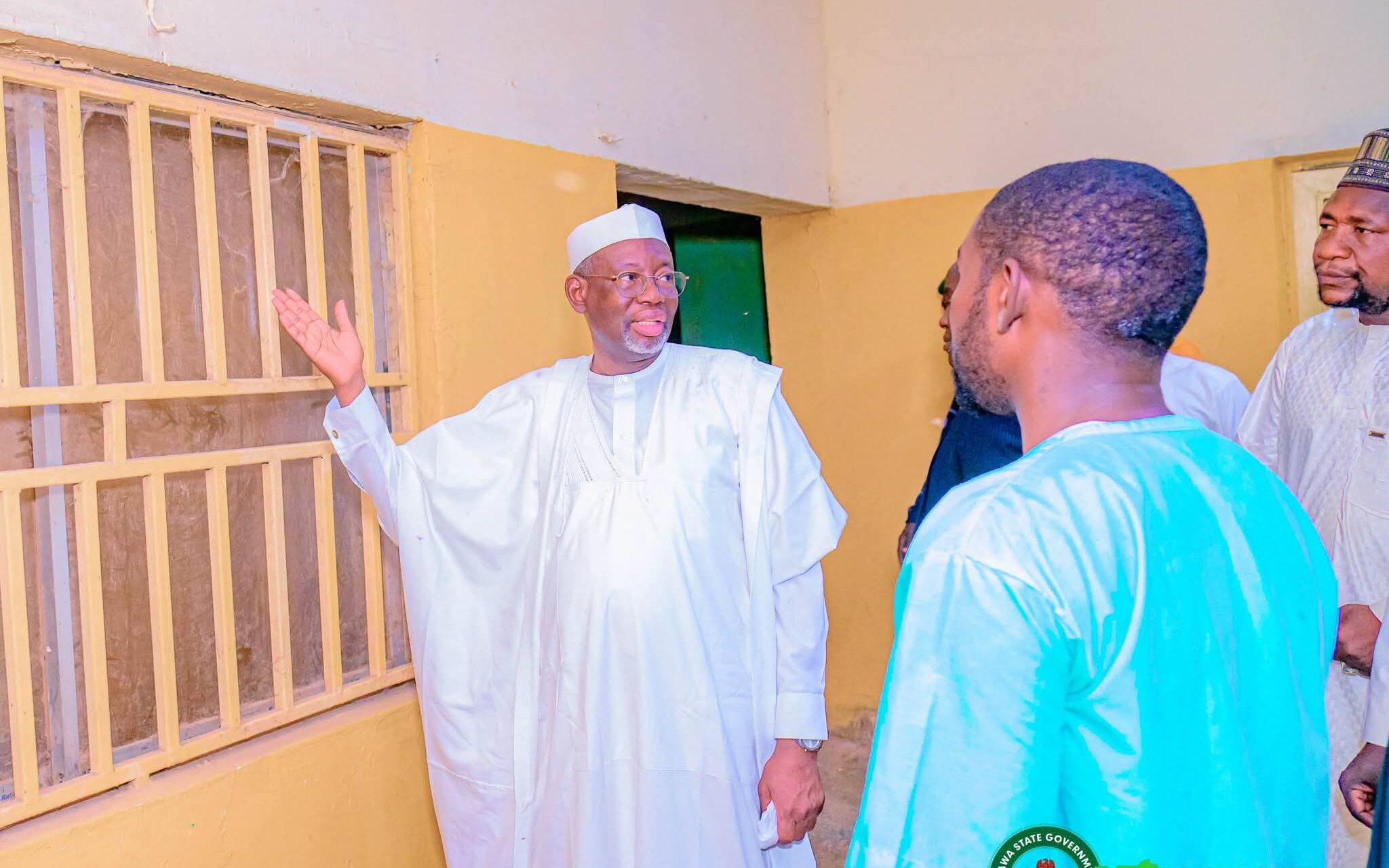 Governor suspends N1.3 billion hospital renovation project on poor implementation