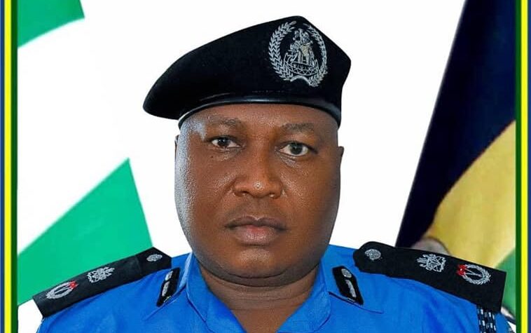 Police foil kidnap plot, arrest two foreign suspects