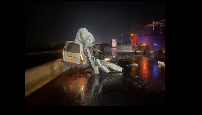 Ten die in Ogun as bus rams into reversing truck on Ibadan-Lagos Expressway