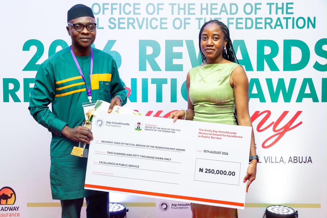 Foundation honours three civil servants for outstanding performance
