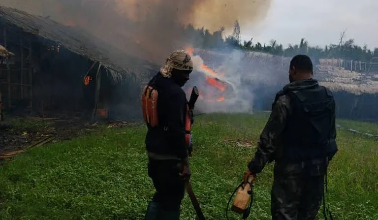 Navy dismantles militants’ hideout in Cross River’s coastal settlement