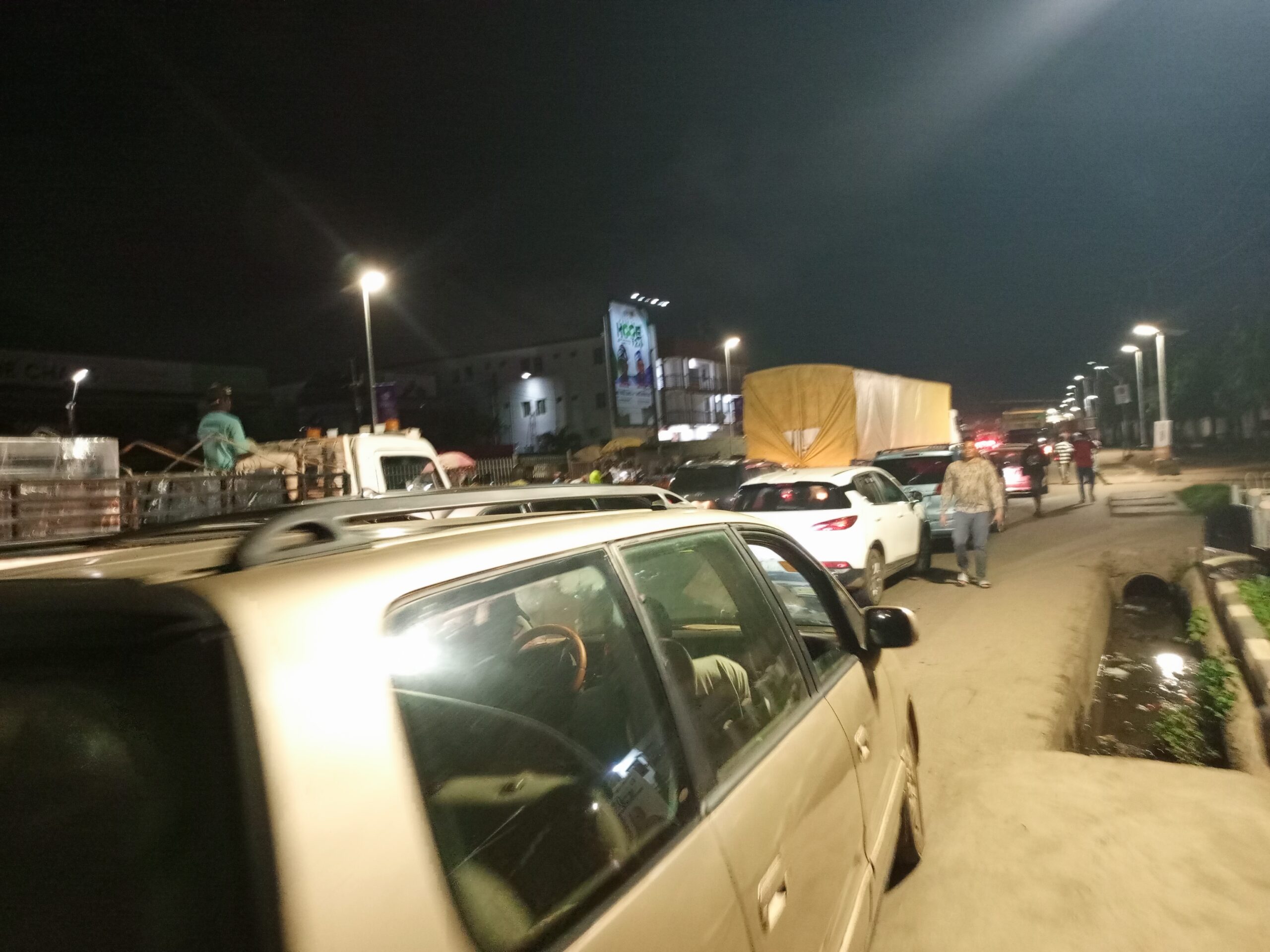 Sanwo-Olu, Abiodun appeal for patience as Kara Bridge gridlock worsens
