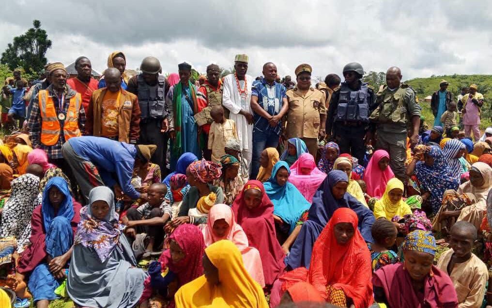 Hundreds of Nigerians flee to Cameroon after fatal violence in Mambilla Plateau