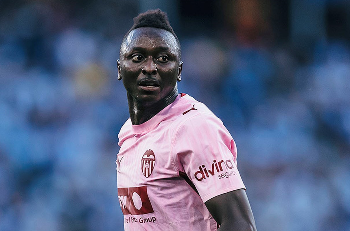 Sadiq Umar suffers hamstring injury as Valencia confirm fresh injury blow