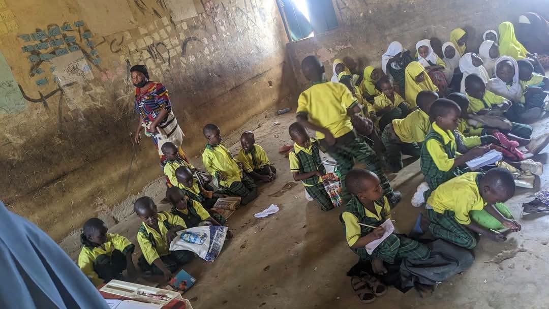 Jos primary school pupils learn on bare floors as poor facilities raise health concerns